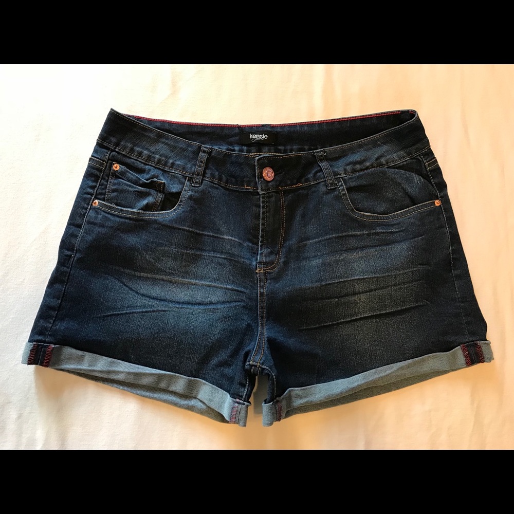 Kensie Stretch Jean Shorts Sz 31